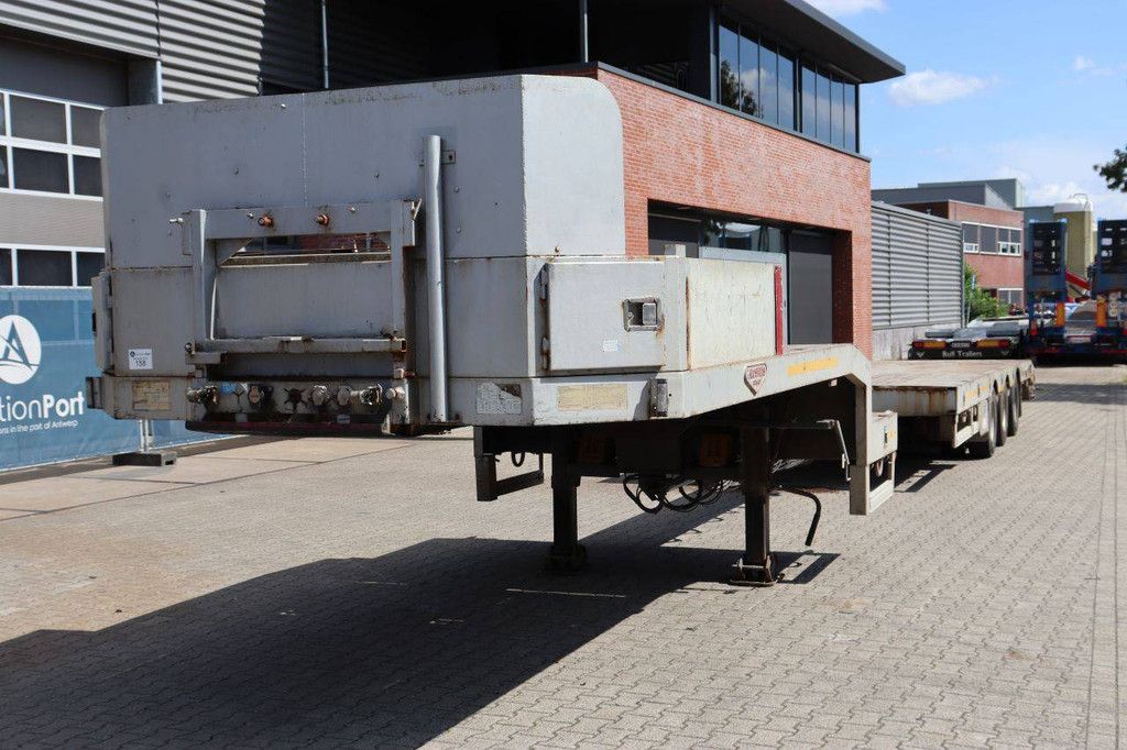Flatbed Semi-trailer Broshuis 31N5 2008