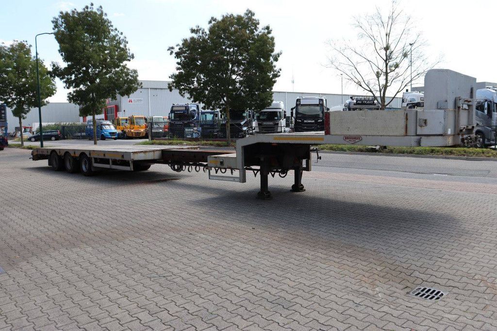 Flatbed Semi-trailer Broshuis 31N5 2008