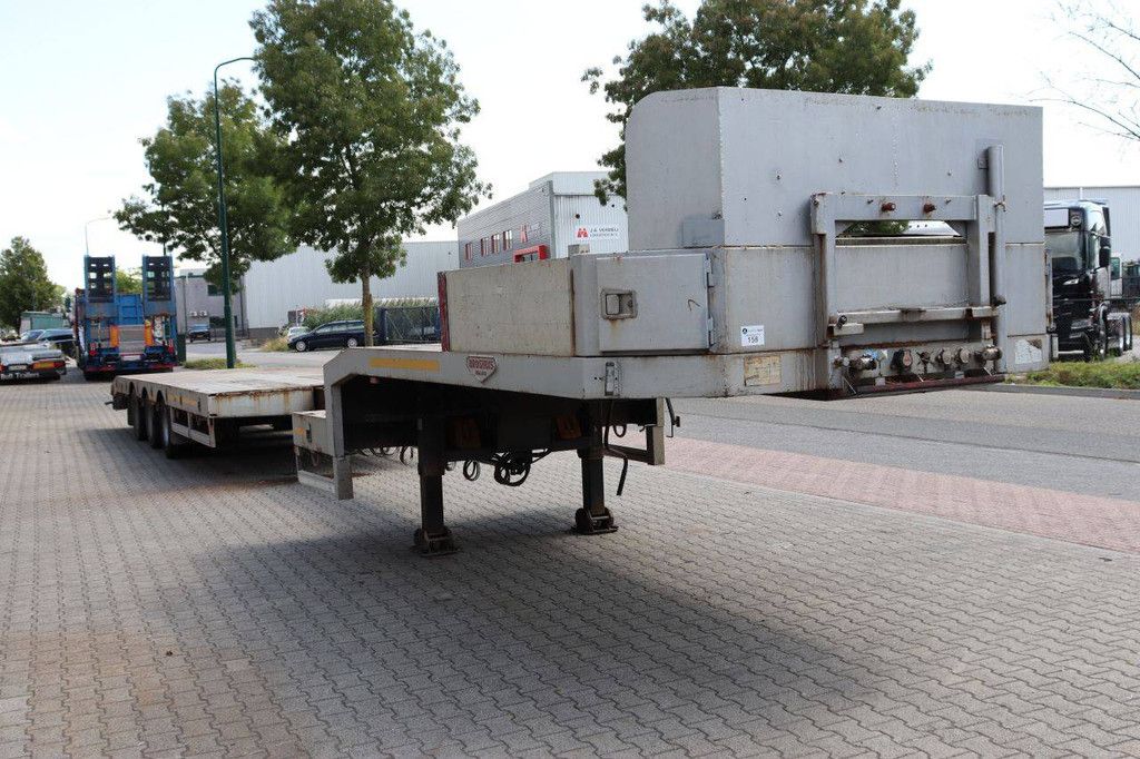 Flatbed Semi-trailer Broshuis 31N5 2008