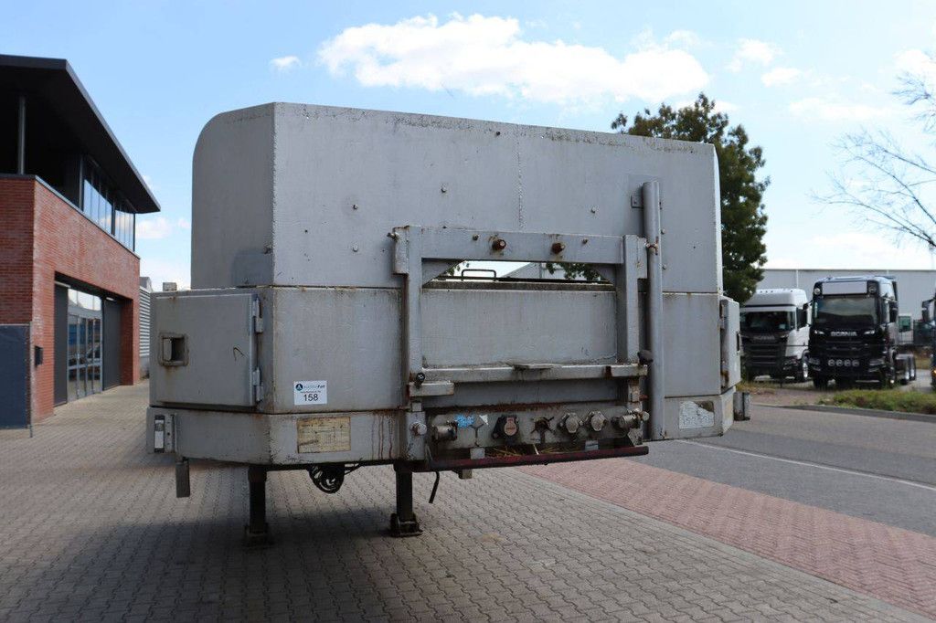 Flatbed Semi-trailer Broshuis 31N5 2008