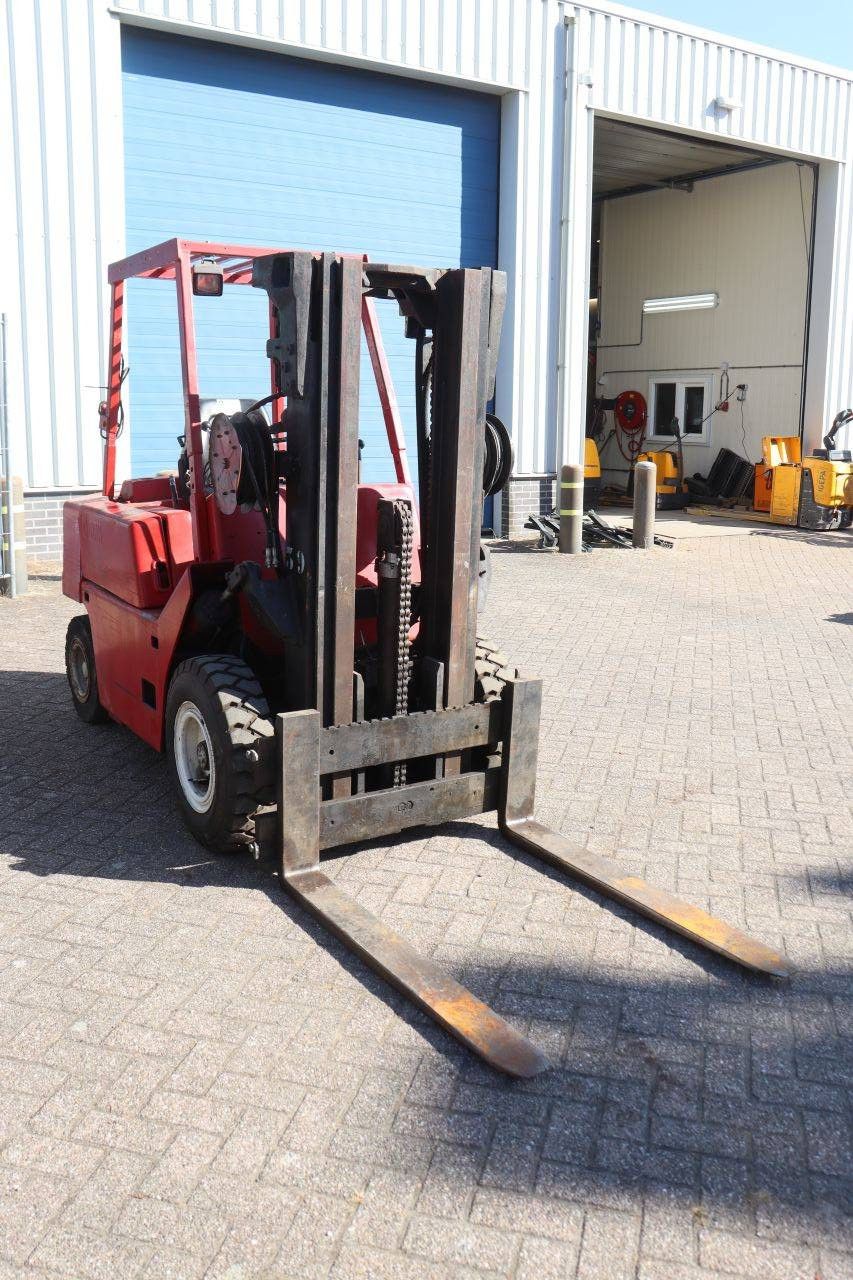 Forklift Clark C 600 - Y 50 PD Diesel 2600kg 3.95m