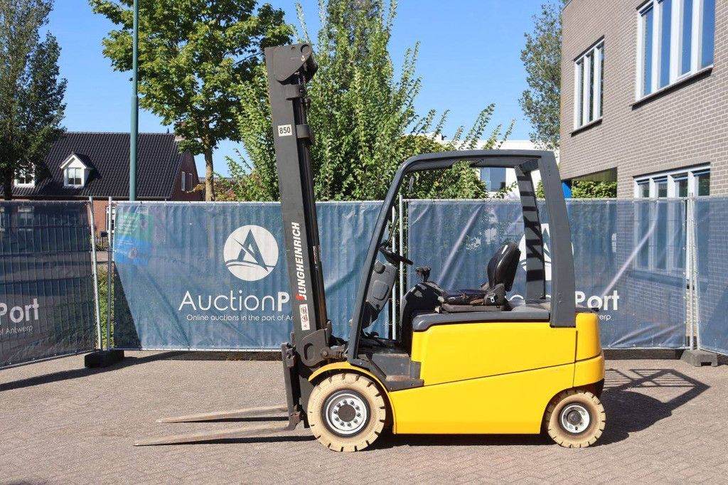 Forklift Jungheinrich EFG 430 Electric 3000kg 4.7m 2007