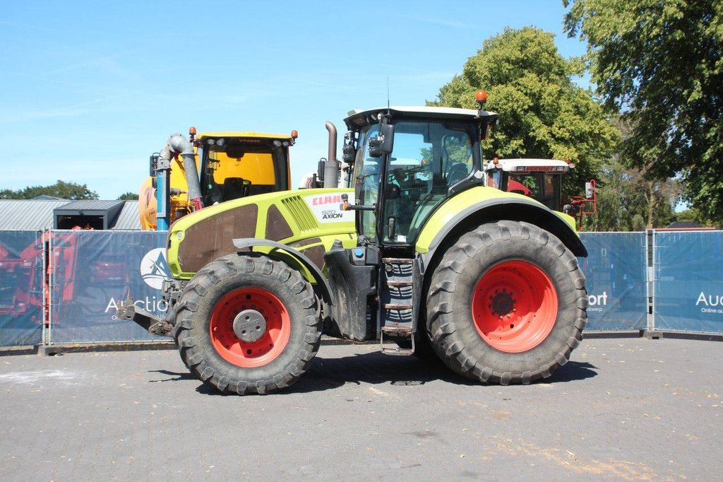 Tractor Claas Axion 930 Diesel 2013