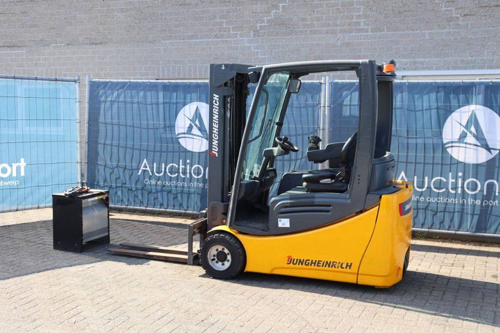 Gabelstapler Jungheinrich EFG 220 Elektro 1900 kg 4,5 m 2011