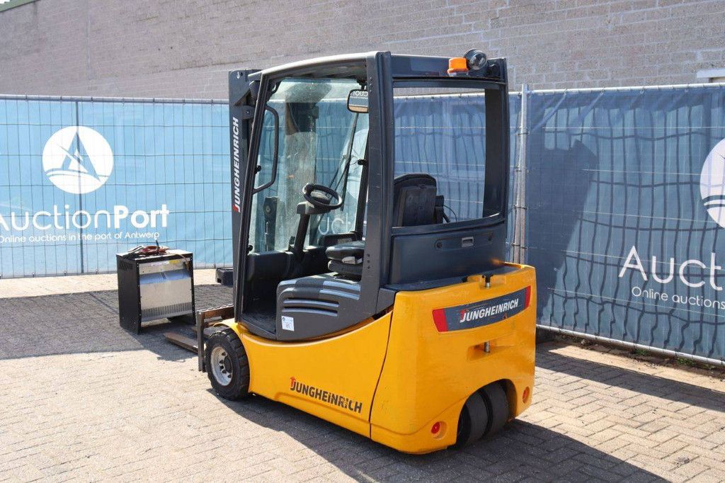 Gabelstapler Jungheinrich EFG 220 Elektro 1900 kg 4,5 m 2011