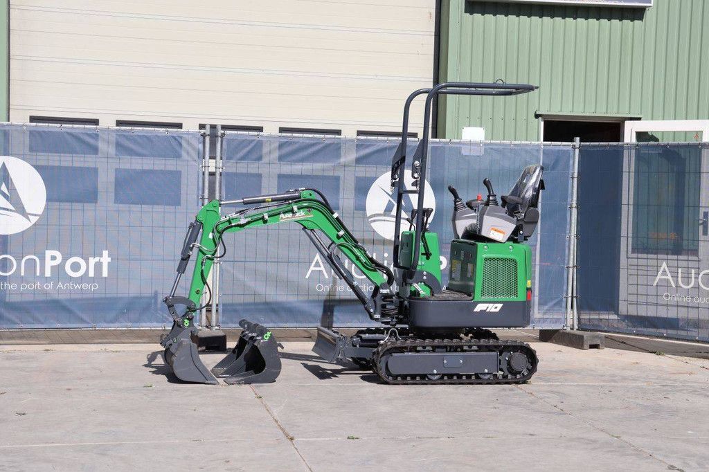 Aameck F10 Diesel Mini Excavator 2026 New