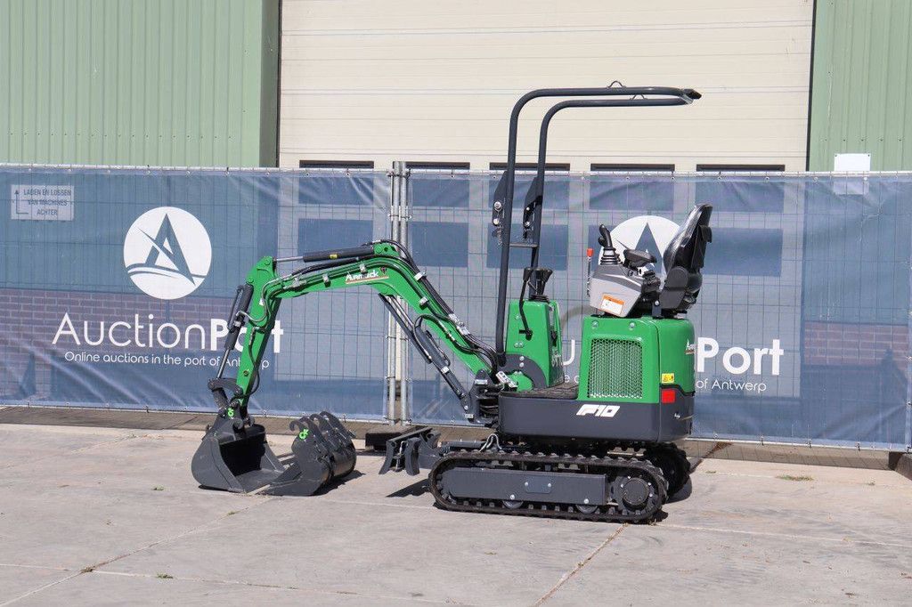 Aameck F10 Diesel Mini Excavator 2026 New