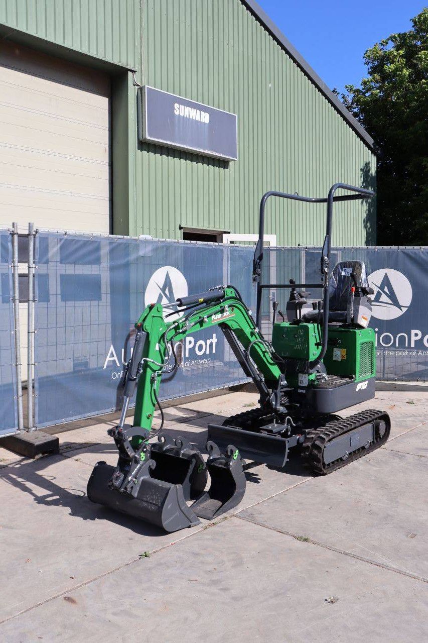 Aameck F10 Diesel Mini Excavator 2026 New