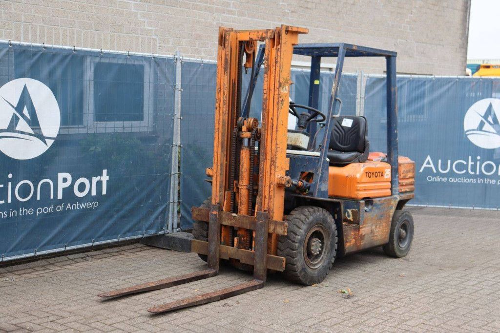 Forklift Toyota 5FD25 Diesel 2500kg