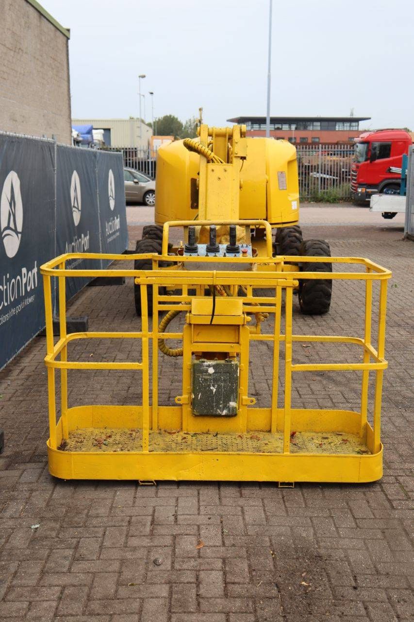 Haulotte HA16PX Diesel-Gelenkteleskoparbeitsbühne 16 m 2000