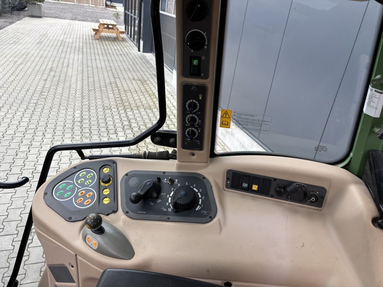 Fendt 208 Vario Tms