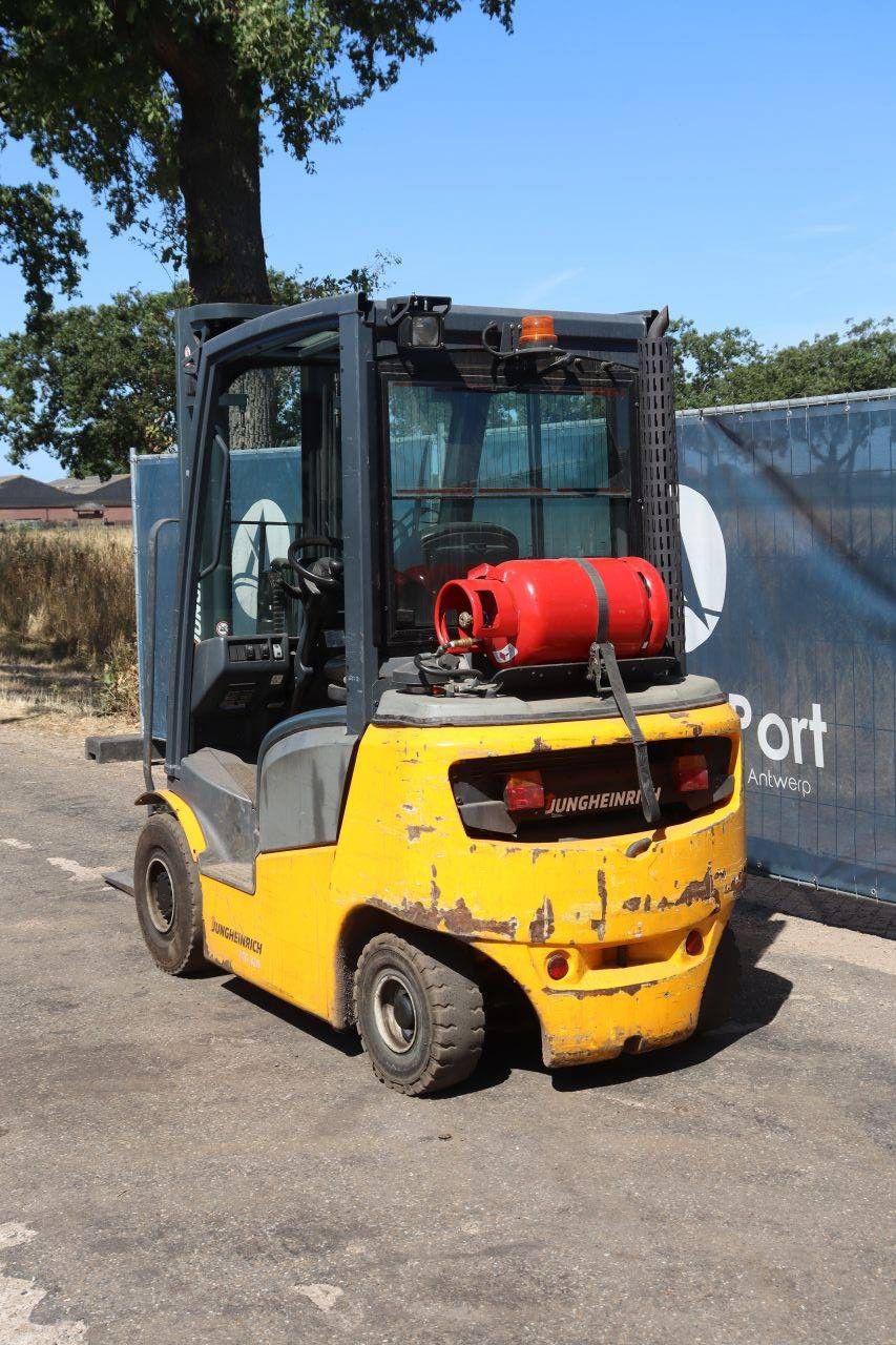 Heftruck Jungheinrich TFG 320 LPG 2000kg 5.0m 2015
