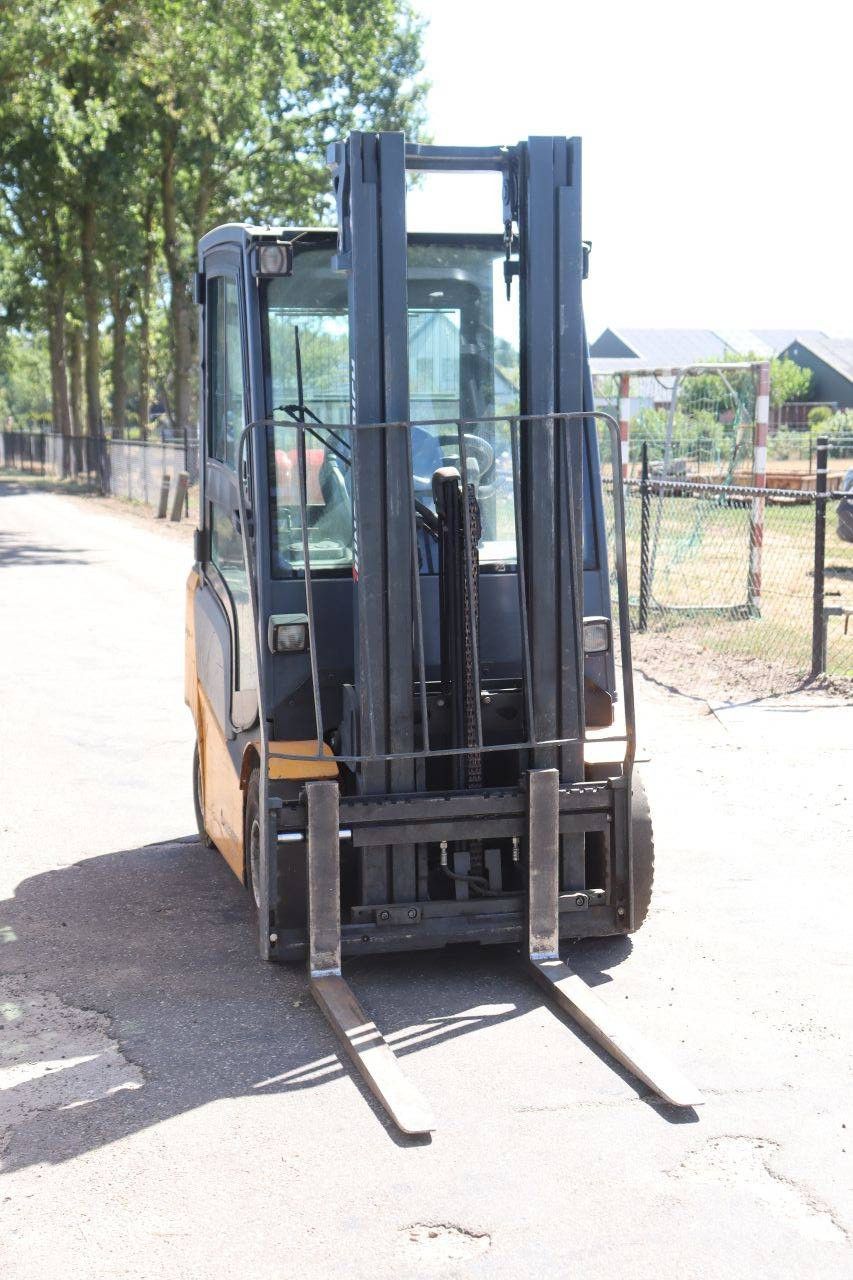 Heftruck Jungheinrich TFG 320 LPG 2000kg 5.0m 2015