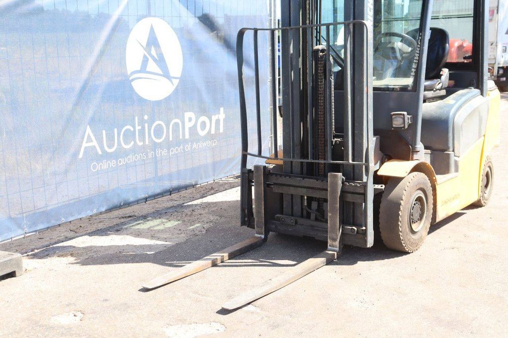 Heftruck Jungheinrich TFG 320 LPG 2000kg 5.0m 2015