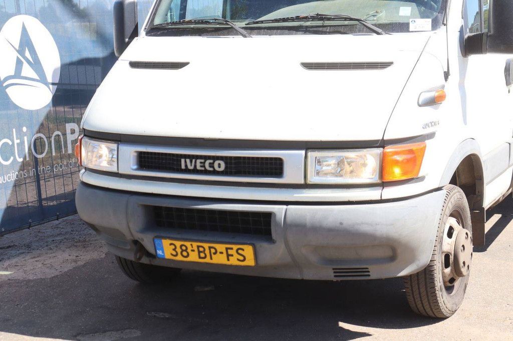 Box truck Iveco 40C Diesel 116hp 2004