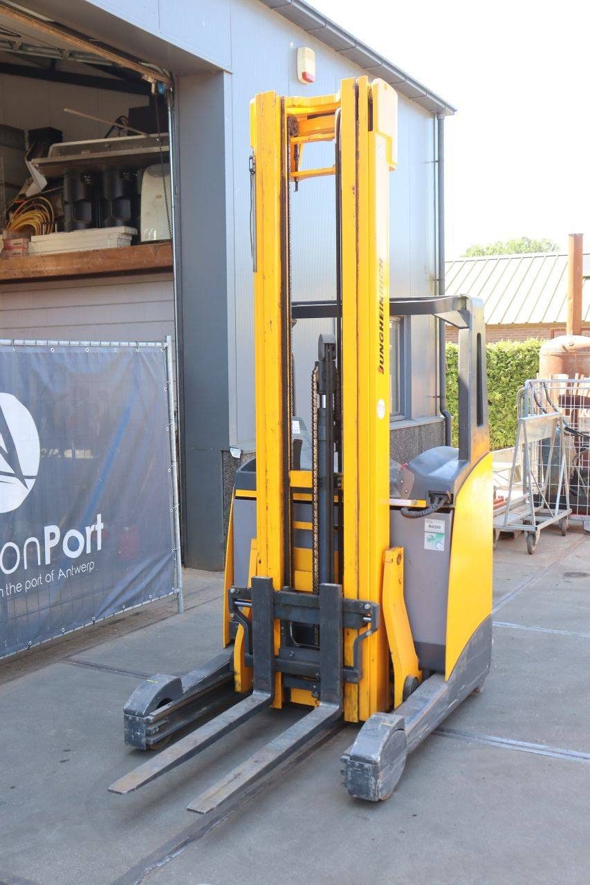 Jungheinrich ETV 114 Electric Reach Truck 1400kg 7.7m 2008