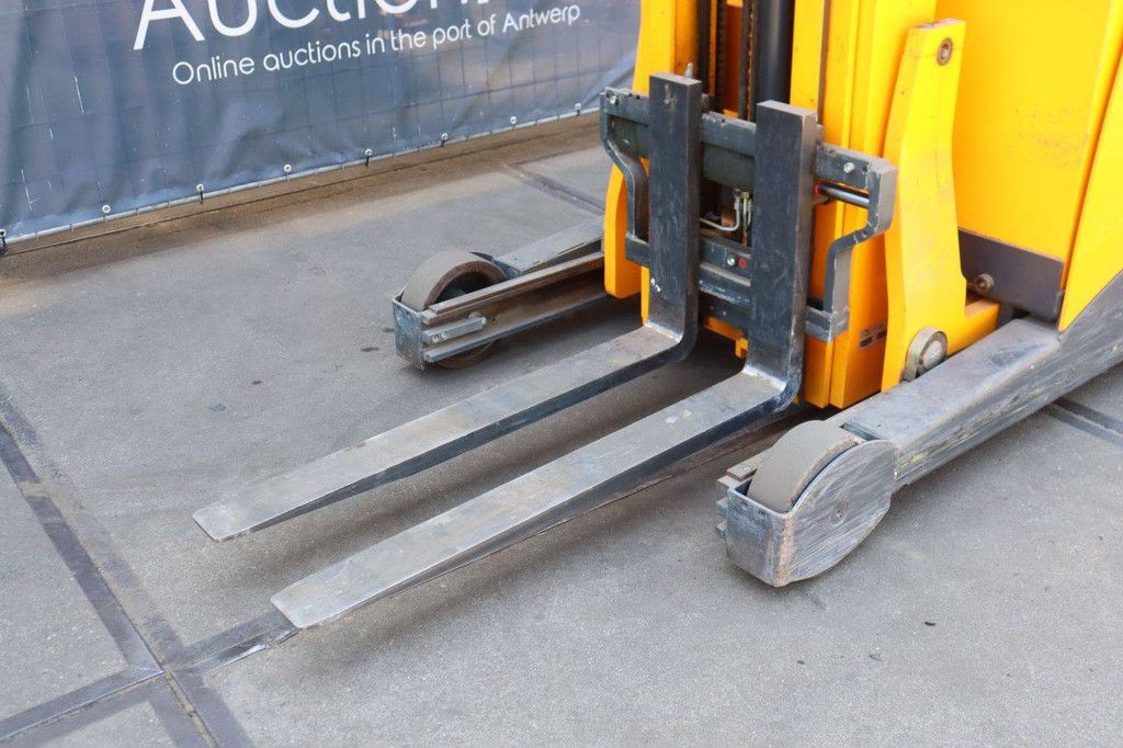 Jungheinrich ETV 114 Electric Reach Truck 1400kg 8.72m 2011