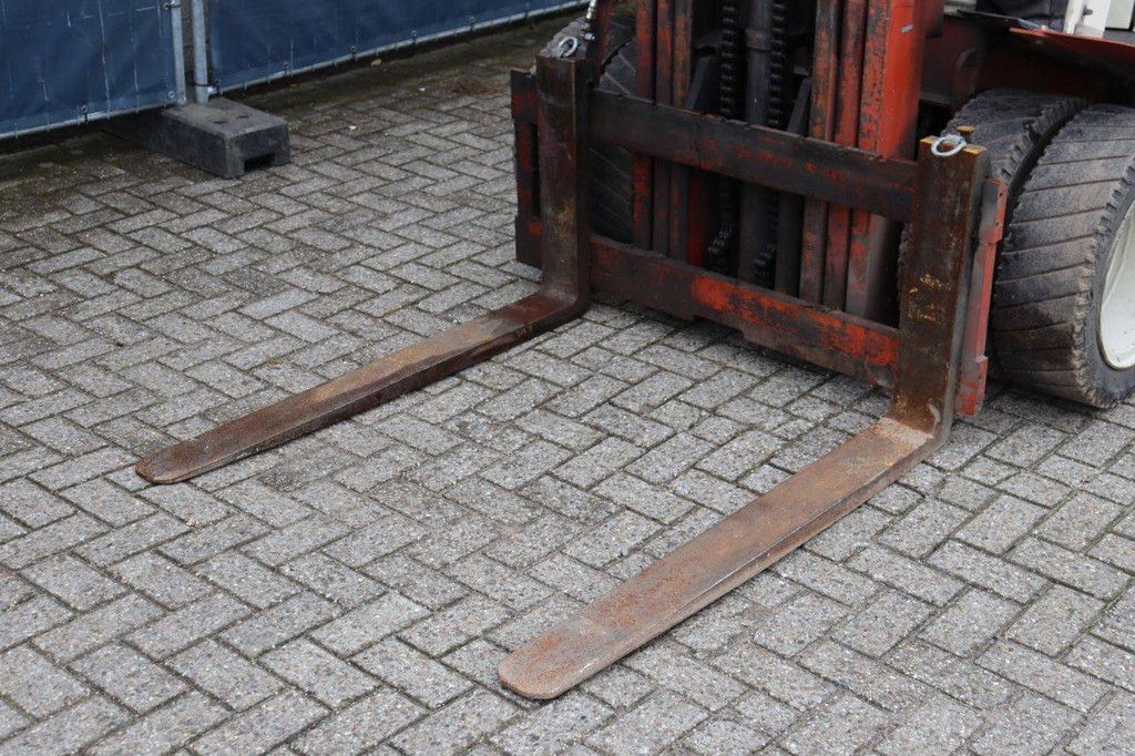 Gabelstapler Nissan 30 LPG 3000kg 4,75m 1991