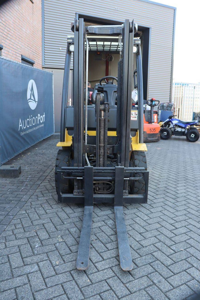 Forklift Yale GLP25VX LPG 2500kg 3.3m 2011