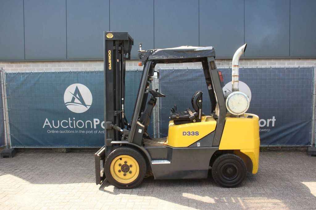 Doosan D33S-3 Diesel Forklift 3250kg 3.5m 2007