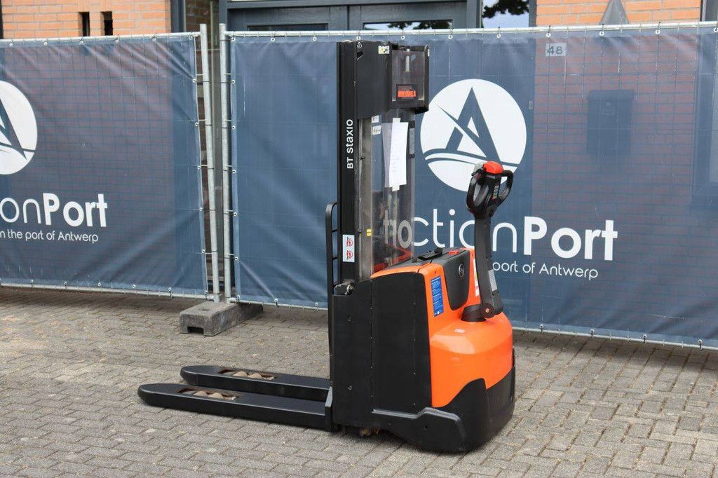 Stapler BT SWE140L Elektro 1400 kg 2,65 m 2016