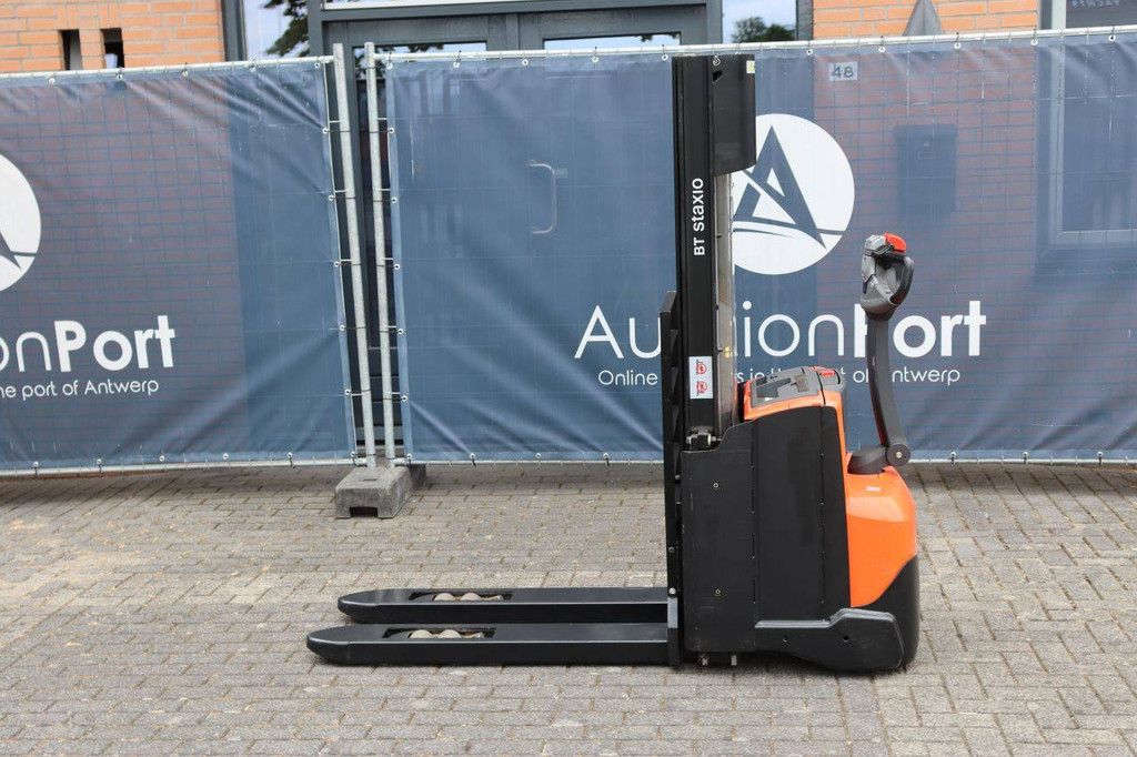 Stacker BT SWE140L Electric 1400kg 2.65m 2015