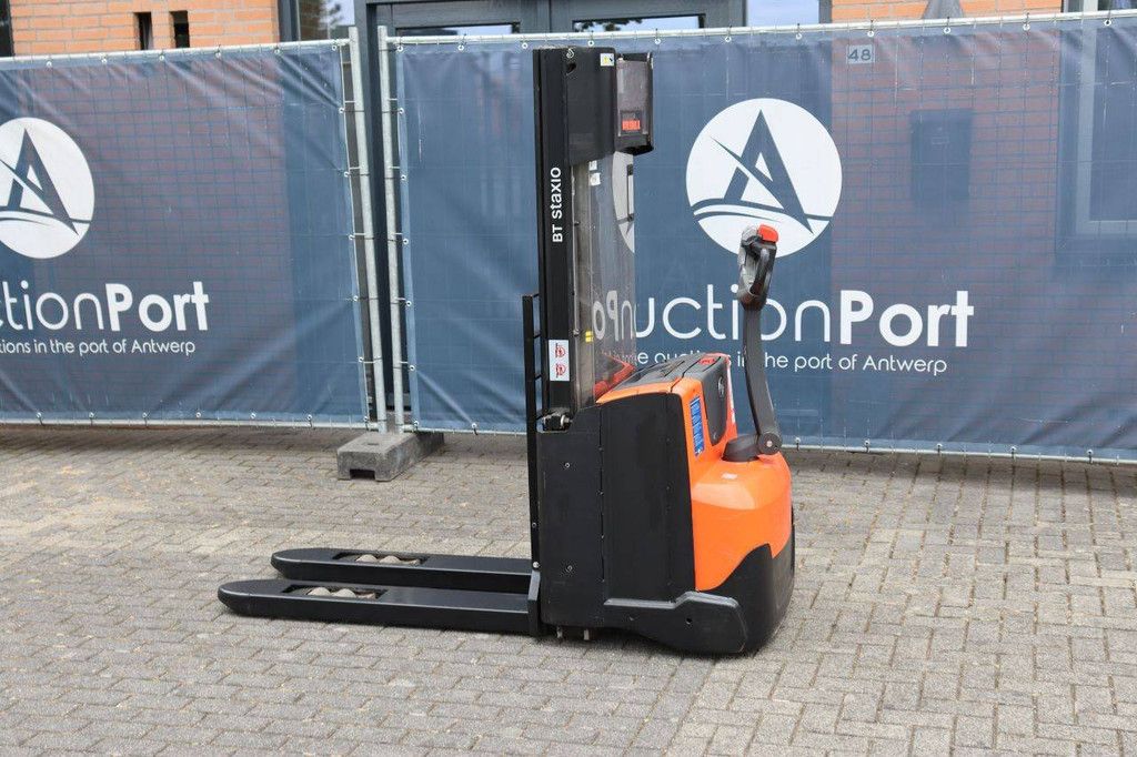 Stacker BT SWE140L Electric 1400kg 2.65m 2015