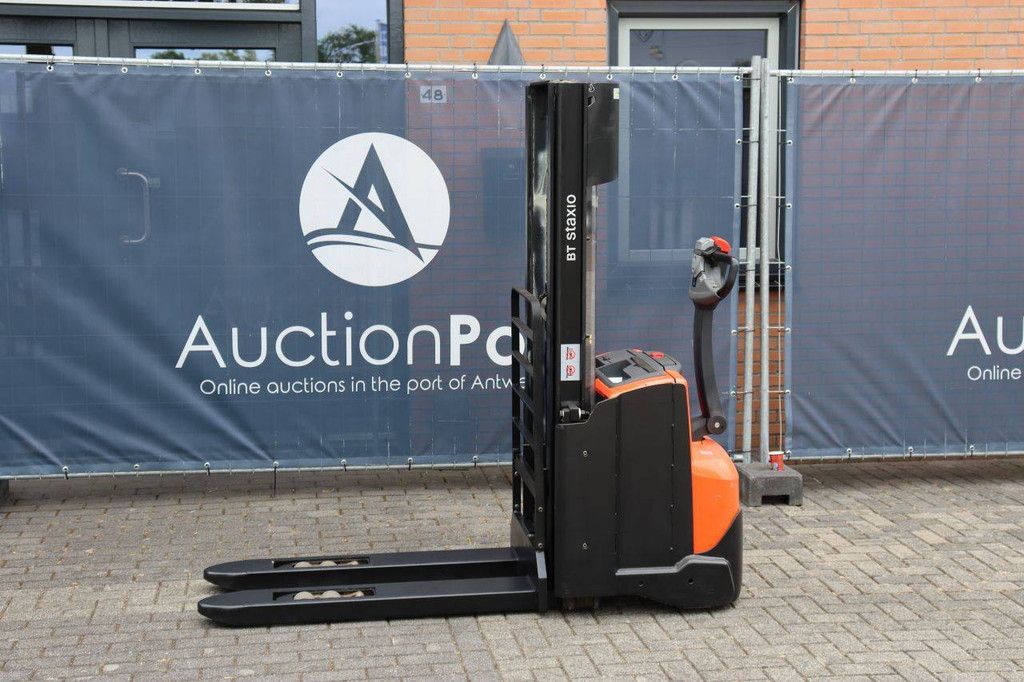 Stacker BT SWE140L Electric 1400kg 2.65m 2015