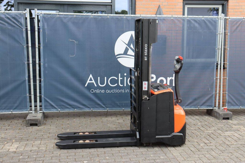 Stacker BT SWE140L Electric 1400kg 2.65m 2015