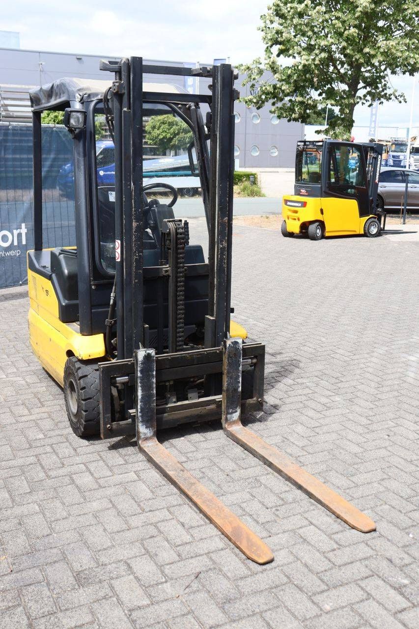 Forklift OM Carrelli XE15-3 Electric 1500kg 4.47m 2007