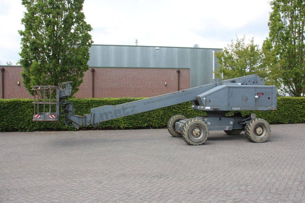 Telescoophoogwerker Aichi/Metz SP10A-ISF60 Diesel 18.2m 2001