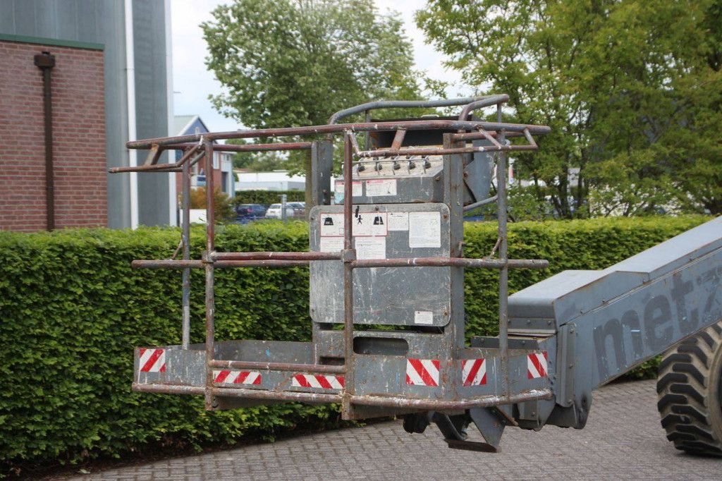 Telescoophoogwerker Aichi/Metz SP10A-ISF60 Diesel 18.2m 2001