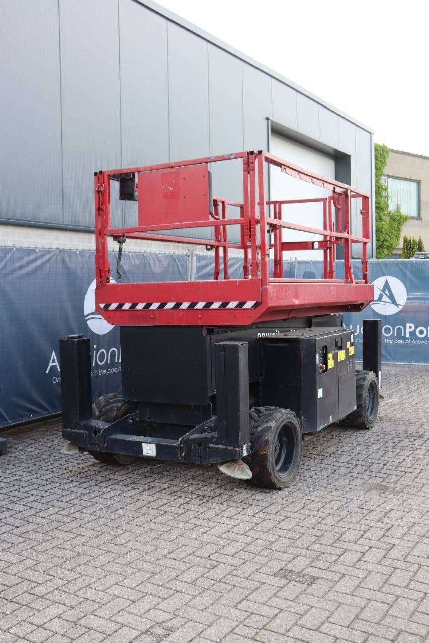 Scissor lift Genie GS-3369RT Diesel 11.75m 2013