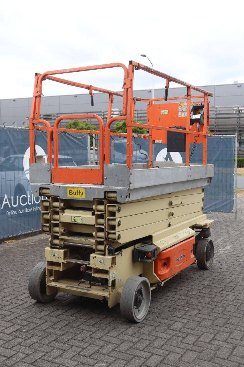 Scissor lift JLG 3246 ES Electric 11.68m 2011