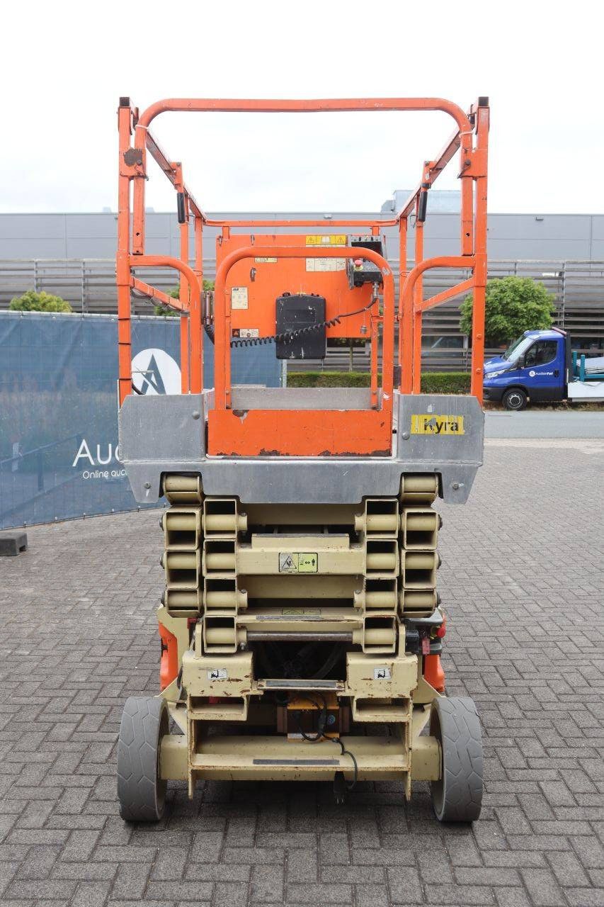 Scissor lift JLG 3246 ES Electric 11.68m 2011