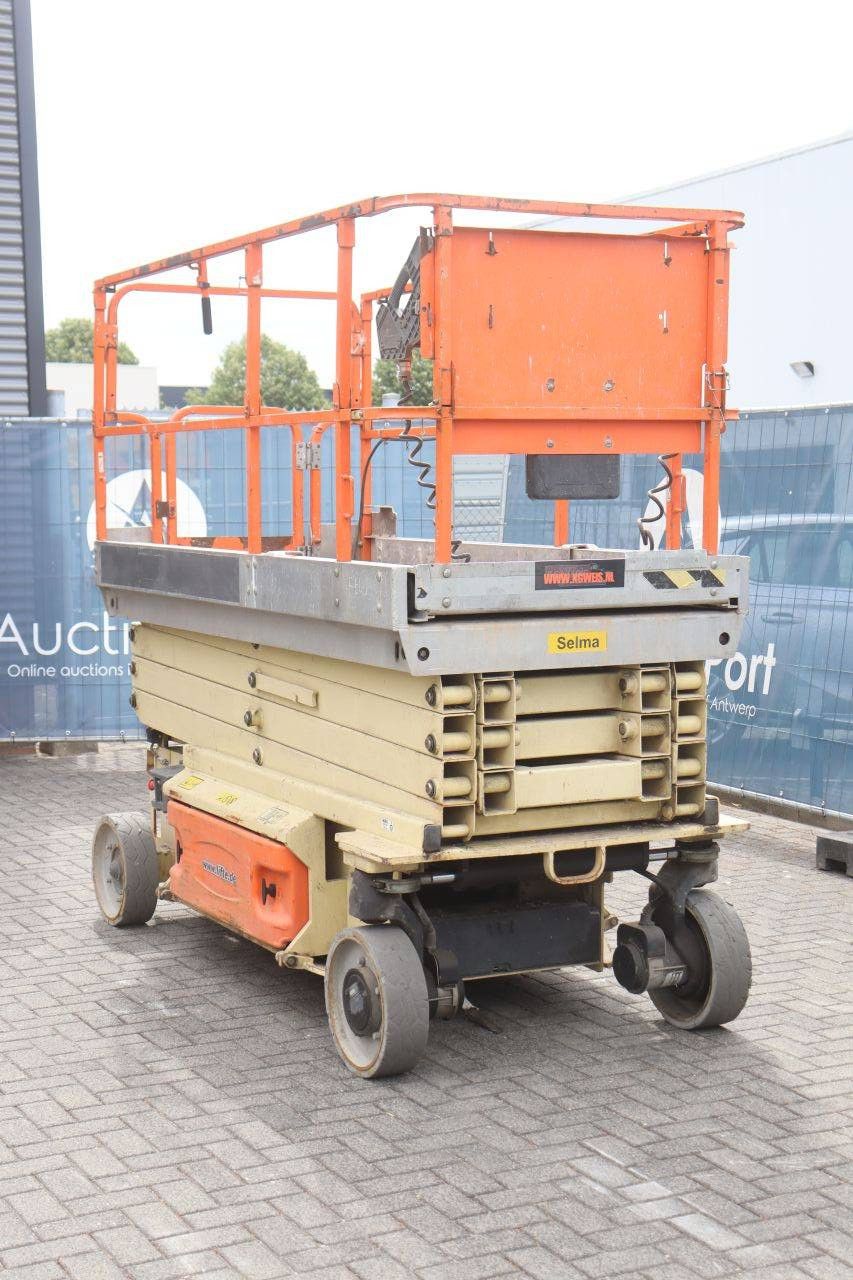Scissor lift JLG 3246 ES Electric 11.68m 2011