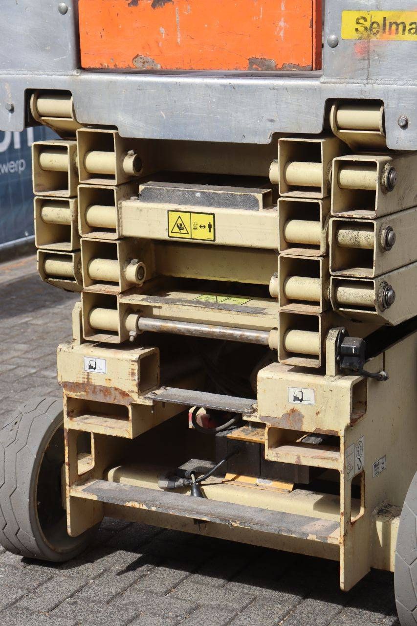 Scissor lift JLG 3246 ES Electric 11.68m 2011