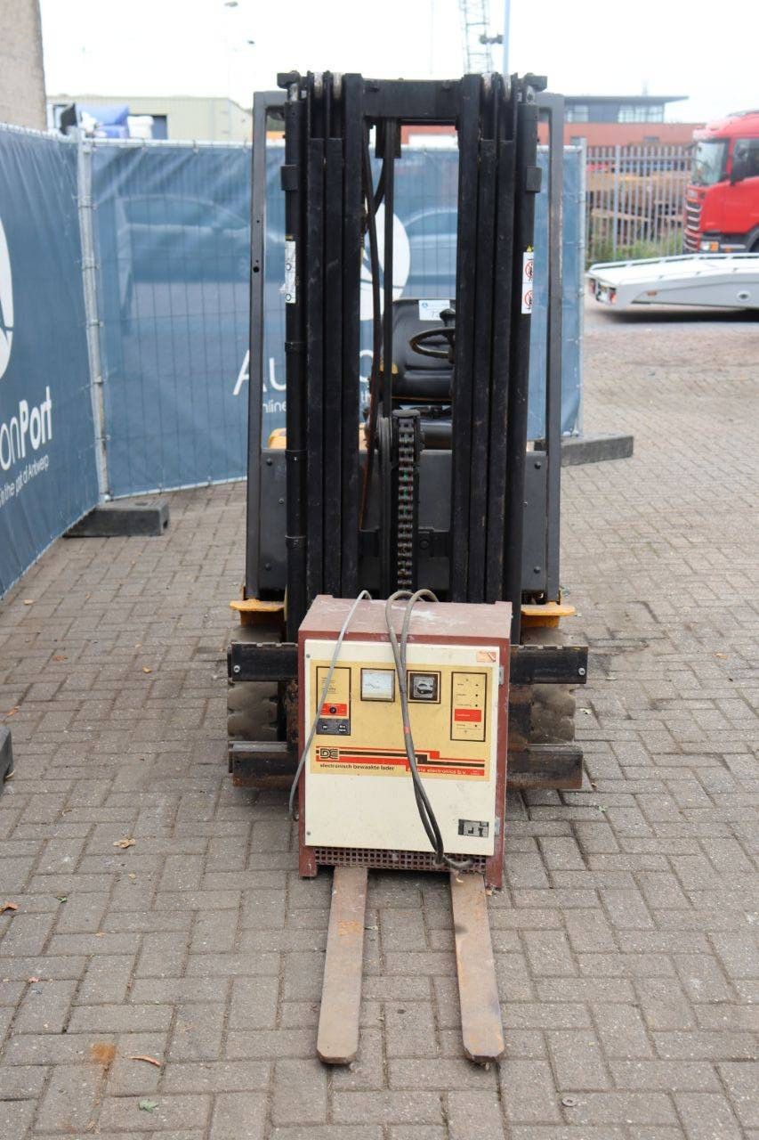 Boss SJ13-70MK V/A-1 Electric Forklift 1250kg 3.3m 1992