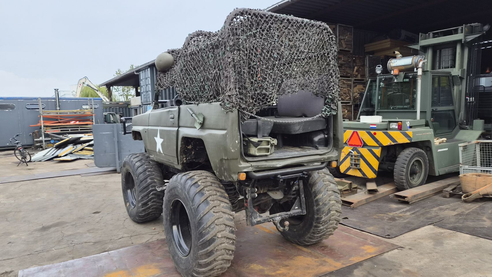 4x4 Monstertruck Unimog
