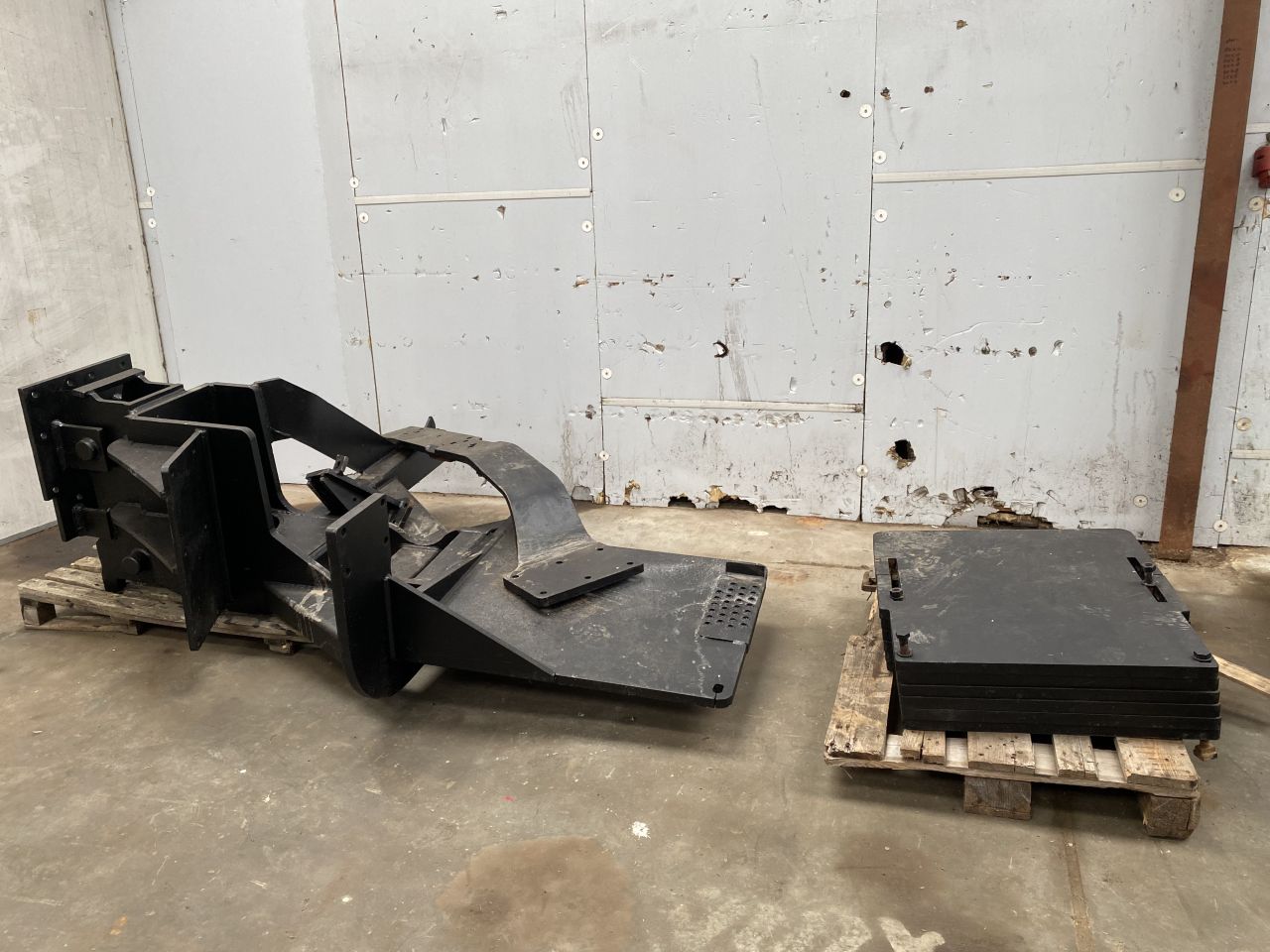 HERDER ONDERBOUWFRAME VOOR JD 7710 / 7810 + CONTRAGEWICHTPLATEN