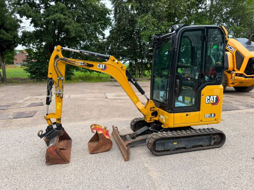 CAT 301.8