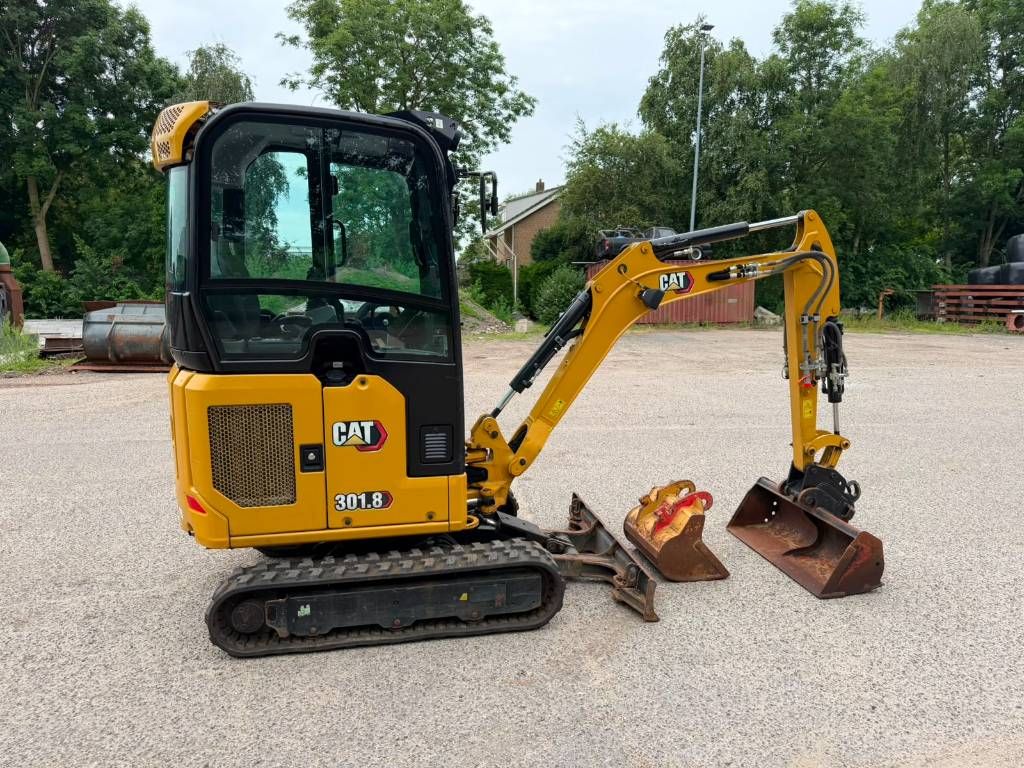 CAT 301.8