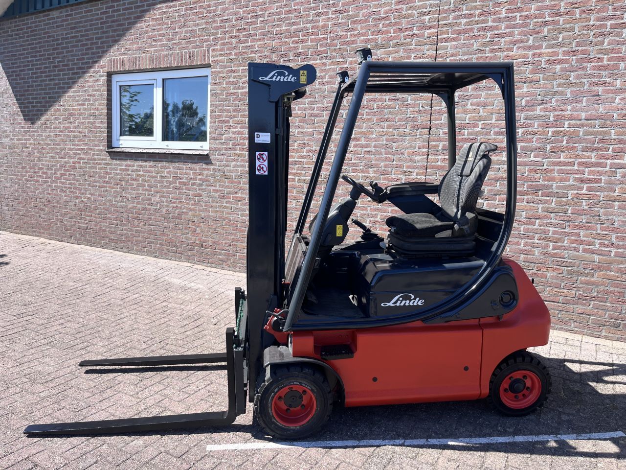 Linde E18P-02