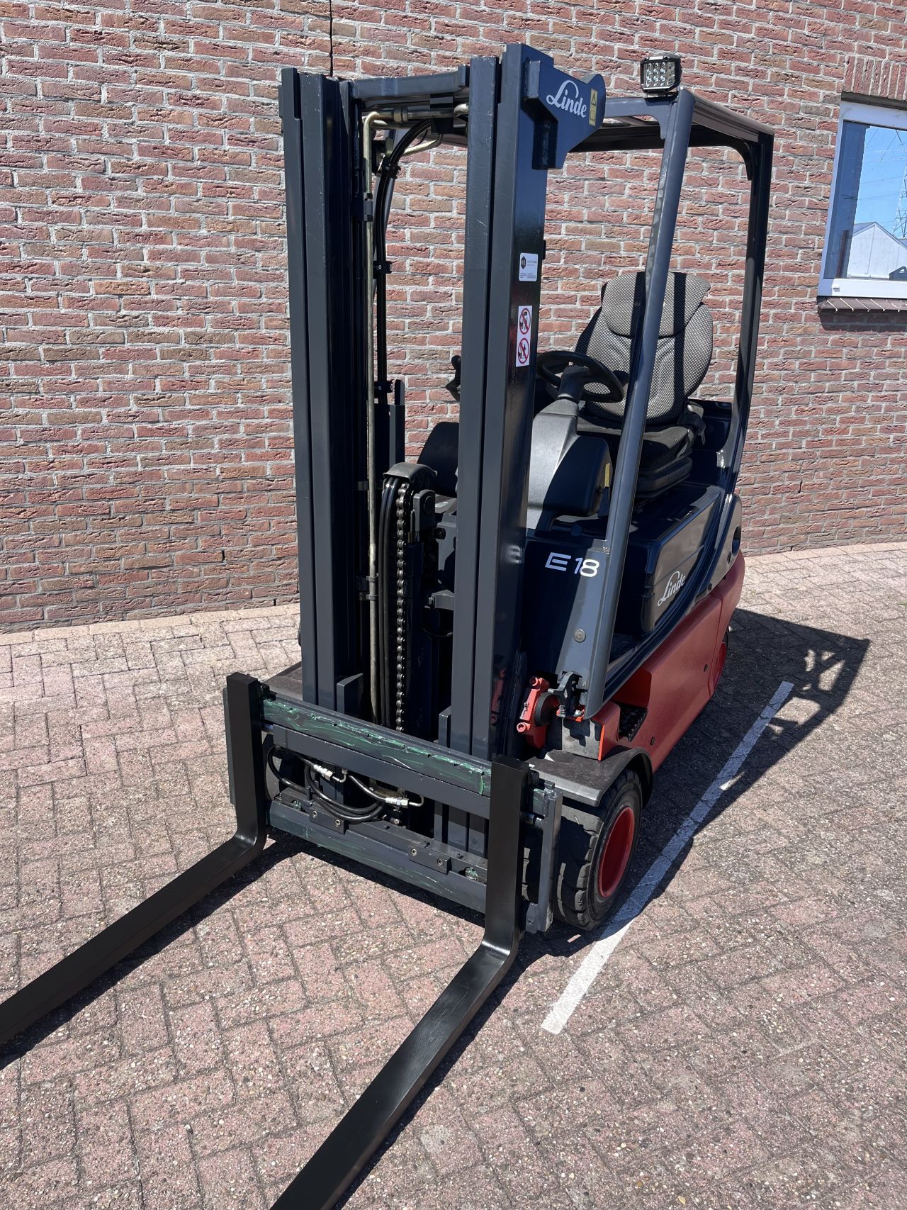 Linde E18P-02