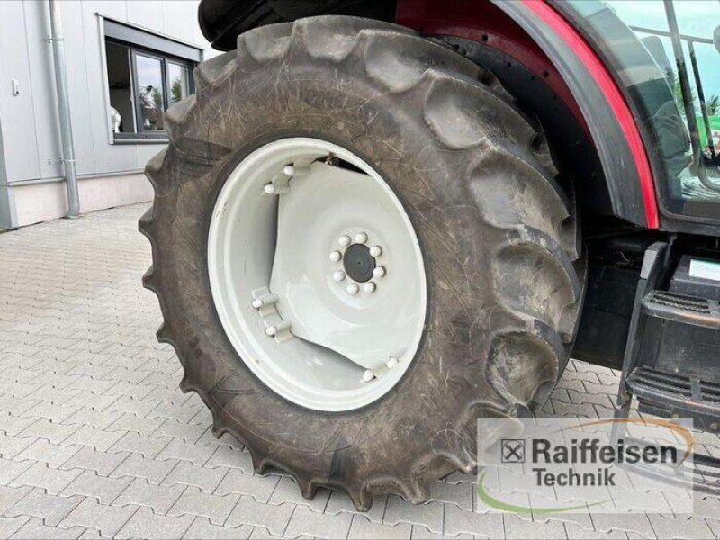 Valtra A104