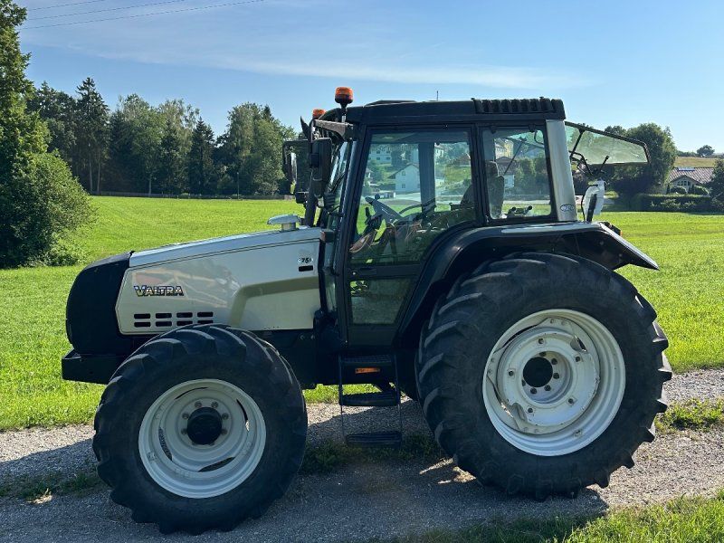 Valtra 6750 HiTech
