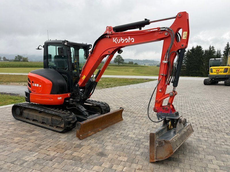 Kubota U55-4