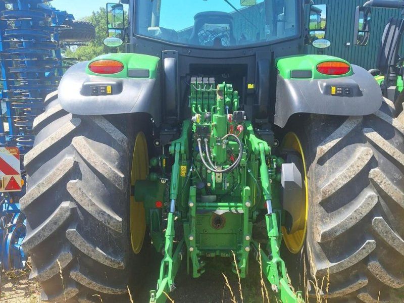 John Deere 6250R