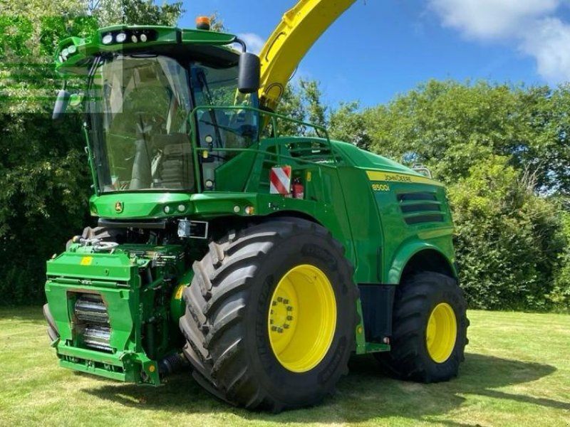 John Deere 8500