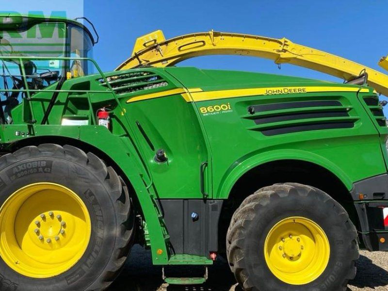 John Deere 8600